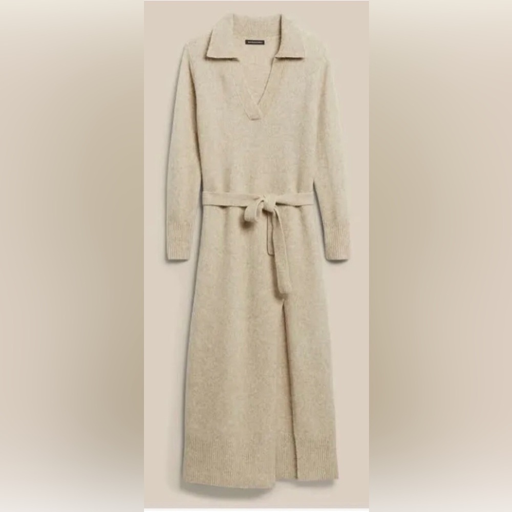 Banana Republic sweater dress. Brand New with tags. Size Large